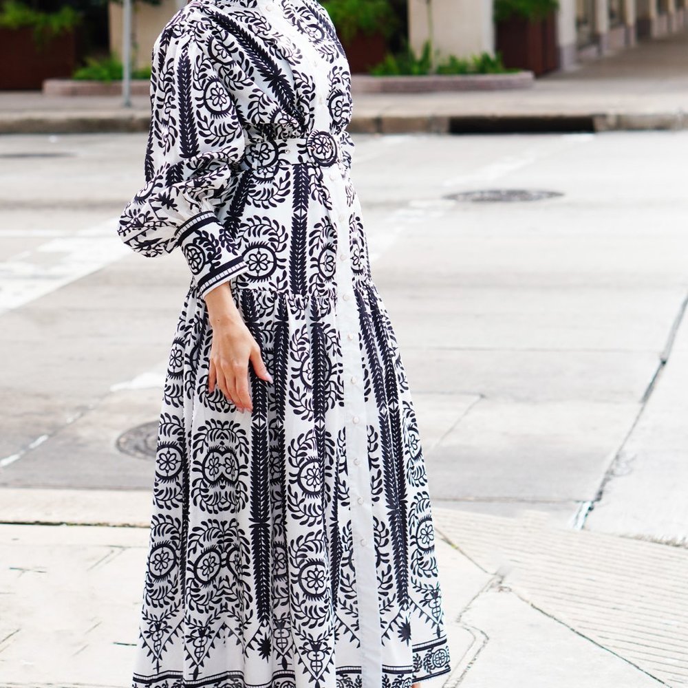 Black & White embroidered style dress - Picture 2 of 4